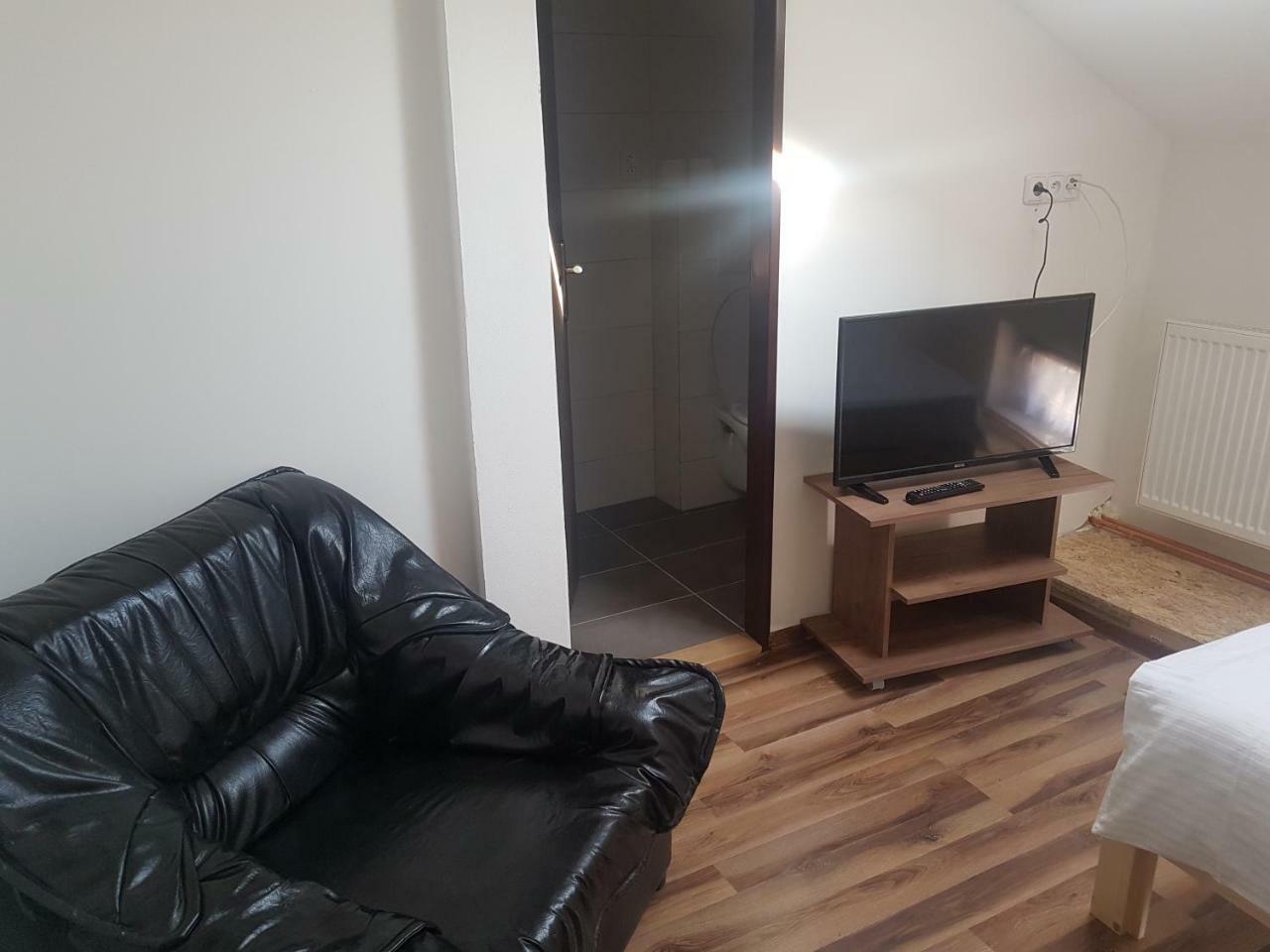 Penzion Rafaella Ceska Kamenice Exterior foto